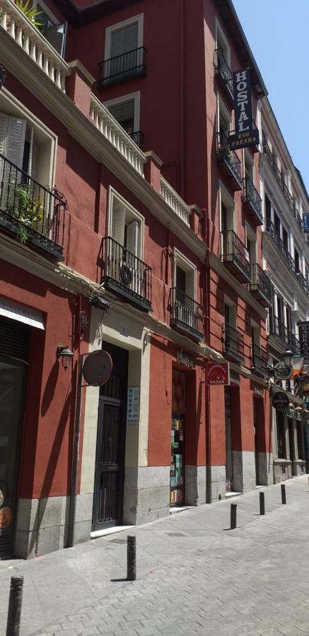 Hostal Río Paraná Madrid Exterior foto